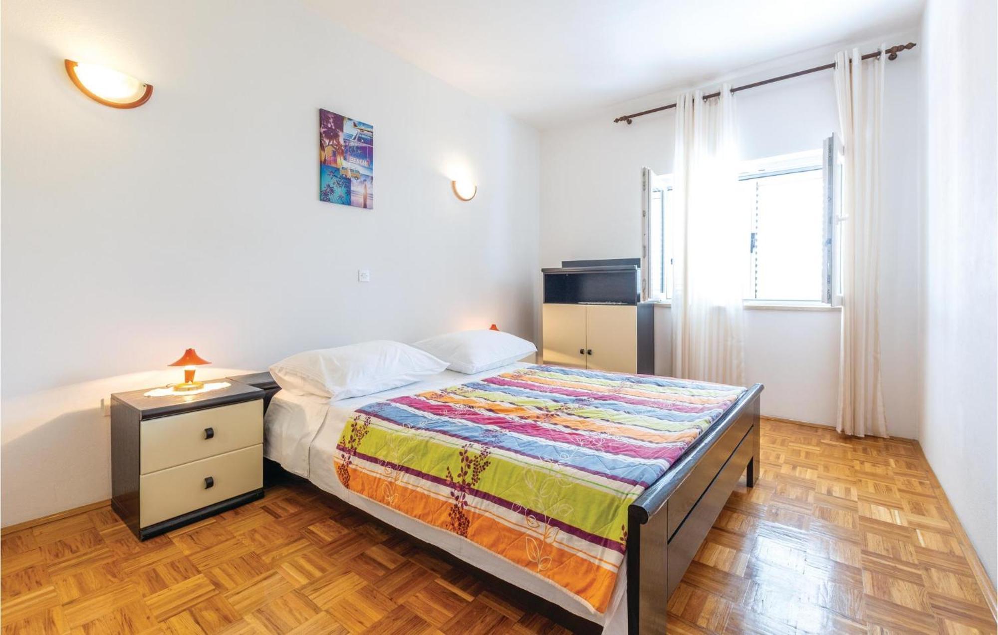 Nice Apartment In Plano With Kitchen ภายนอก รูปภาพ